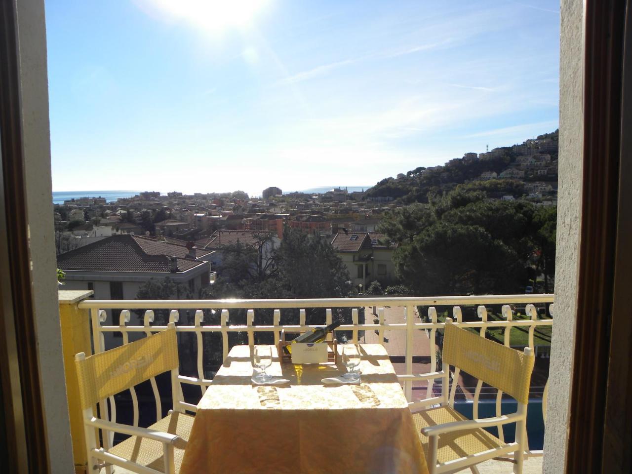 Residence I Morelli Pietra Ligure Exterior photo